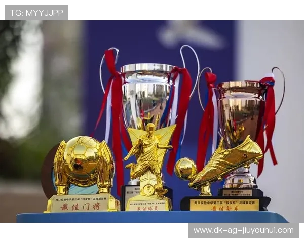 以上岭桥镇中学足球队奋勇拼搏荣获县级比赛冠军 展现青春风采