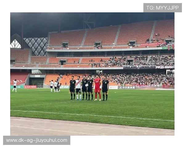 全面解析足球比赛中提高射门破门成功率的关键训练与实用技巧方法探